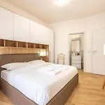 Apartment Navigli 2-bedroom And Sofa Bed *