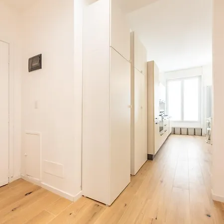 Navigli 2-bedroom And Sofa Bed Апартаменты *