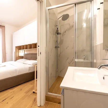 Navigli 2-bedroom And Sofa Bed Апартаменты